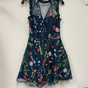 Blue Sheer Floral Embroidered Sleeveless Dress Sz 7‎